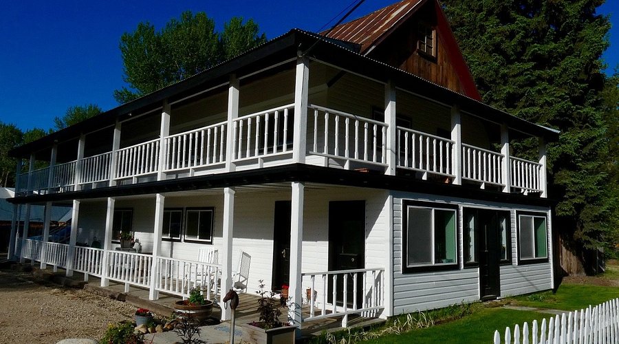 Idaho City Hotel — historic frontier hotel